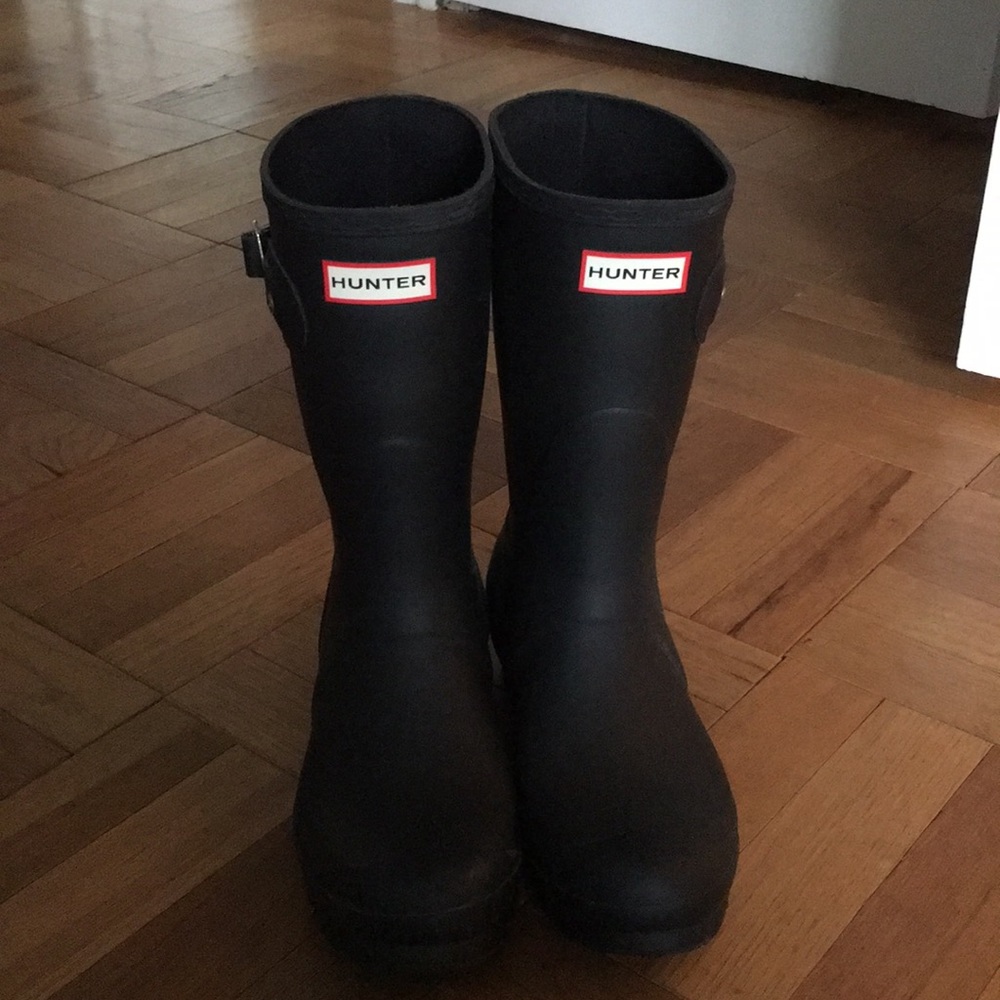 Short hunter boots